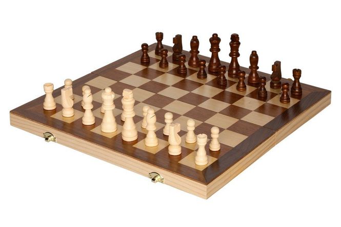 Hovedbilde Sjakkbrett med brikker