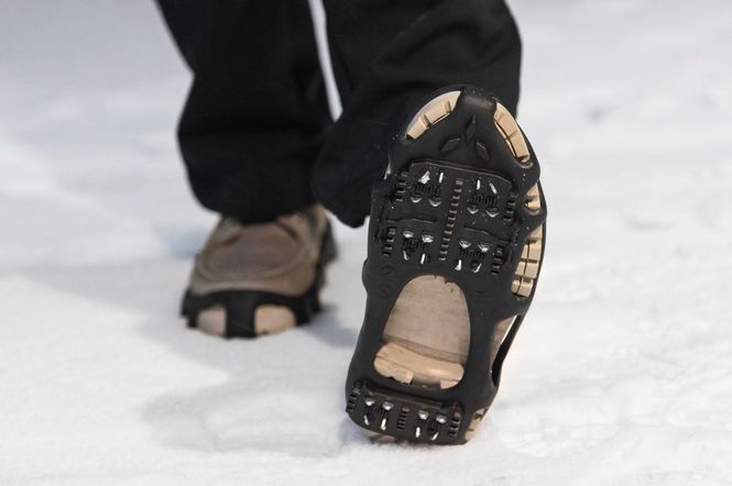 Hovedbilde Isbrodder til sko. Str 35-38.5