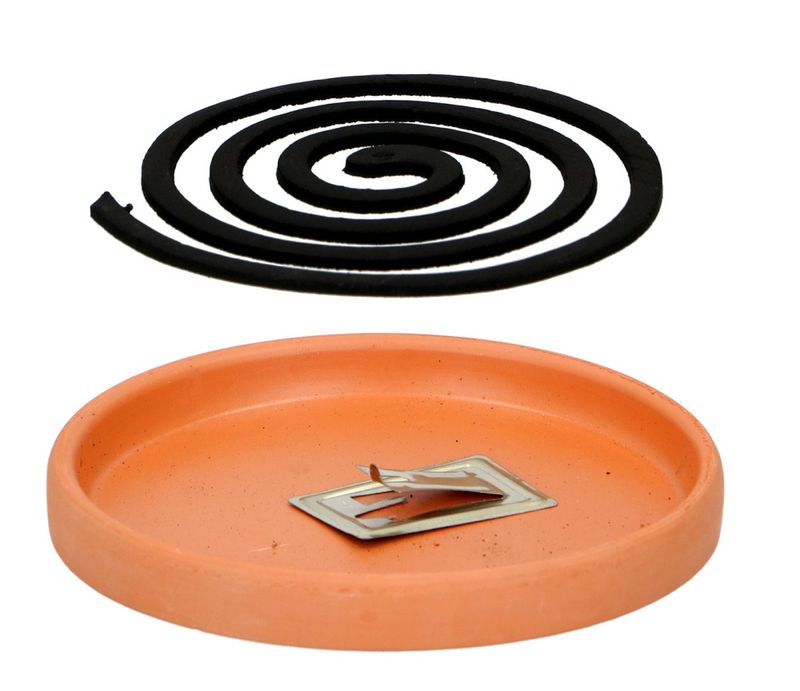 Myggspiral i terrakottaholder